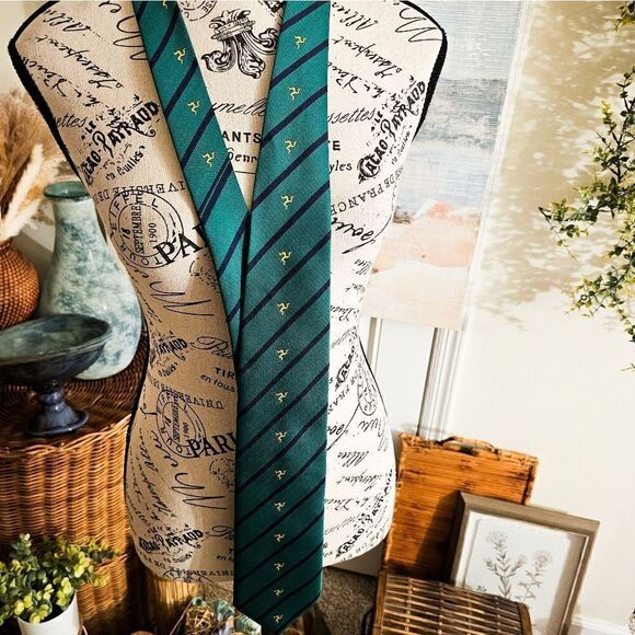 VTG Lloyd Attree & Smith Dapper Academia Style Tie. - Picture 4 of 13